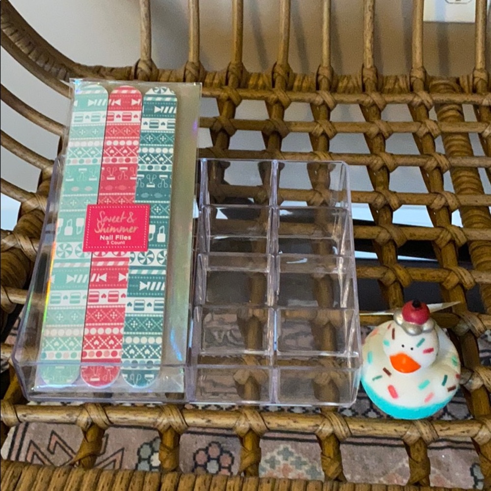 Cosmetic tray - FREE with $20 purchase